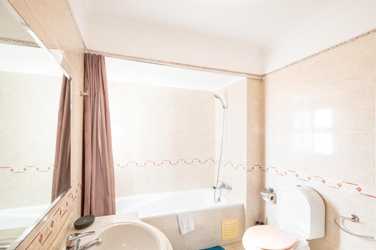 #068 T1 Salgados By Home Holidays Guia  Extérieur photo